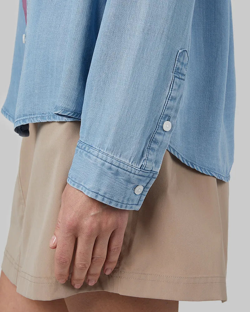 LIGHT BLUE
