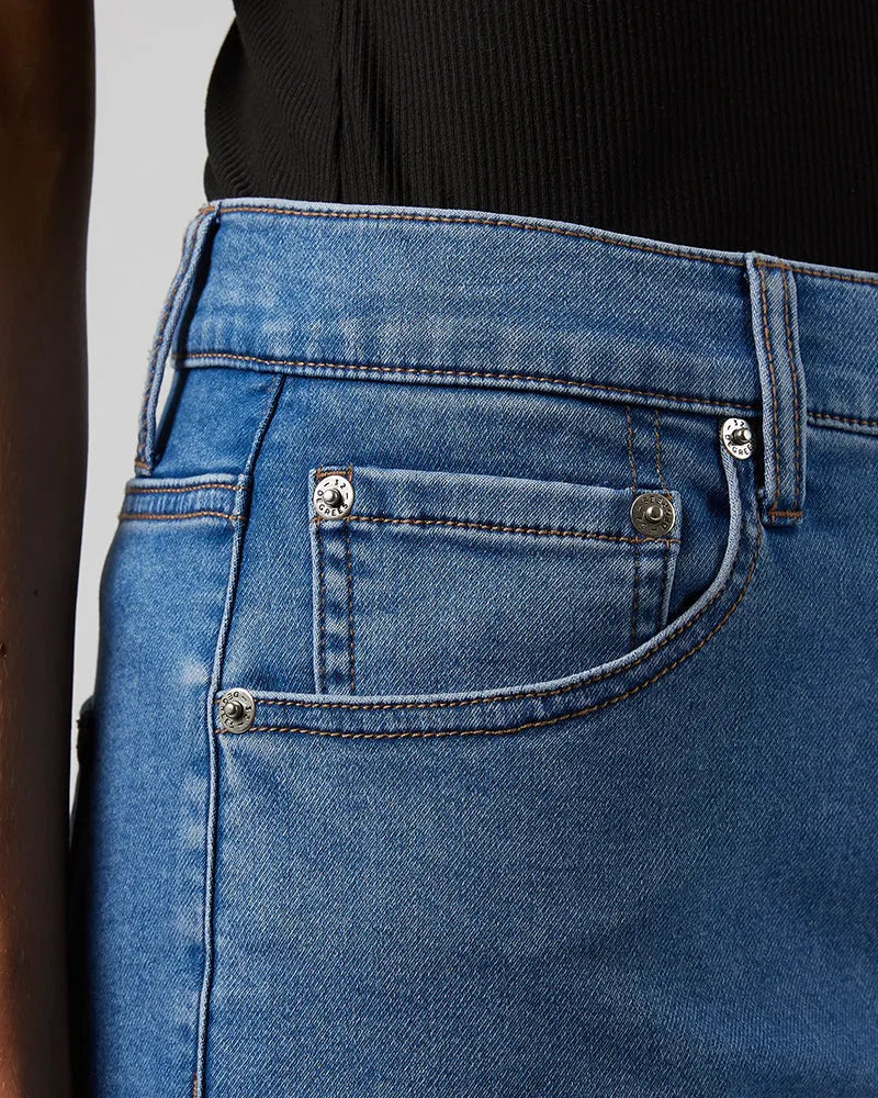 MEDIUM INDIGO WASH