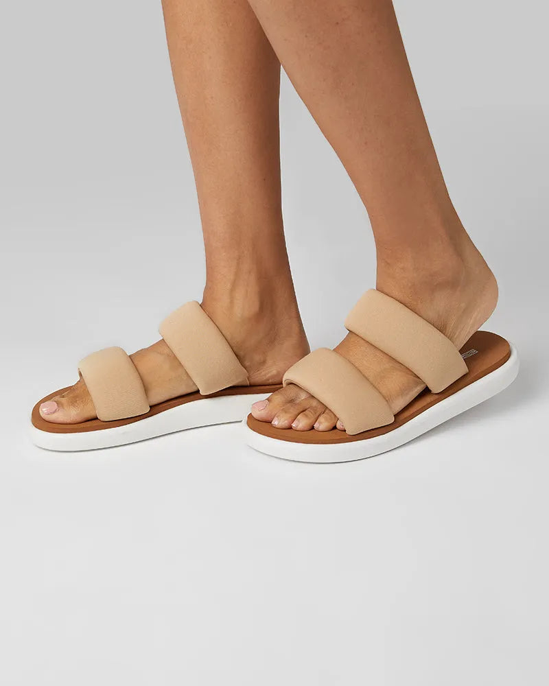 LIGHT TAN