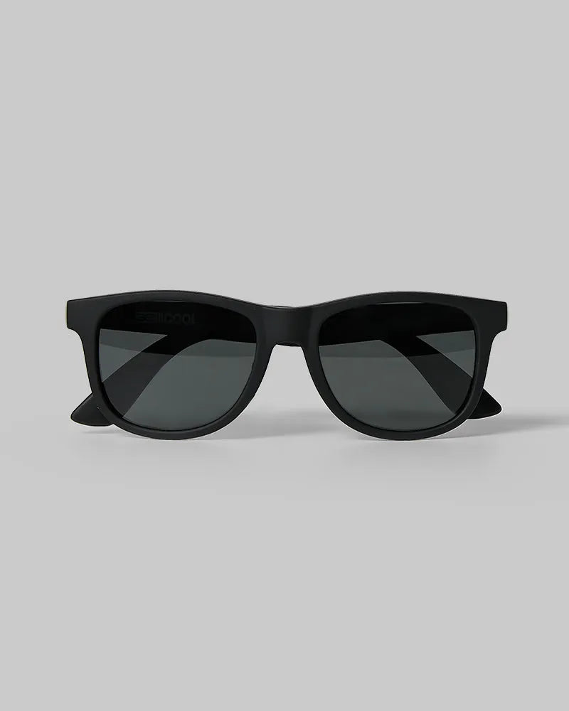 BLACK/BLACK