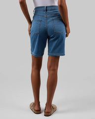 MEDIUM INDIGO WASH
